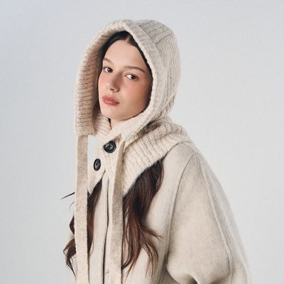 르네 보넷 버튼 바라클라바