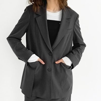 에센셜 투버튼 블레이져