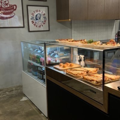 [성수] 데우스카페 성수점_쇼츠