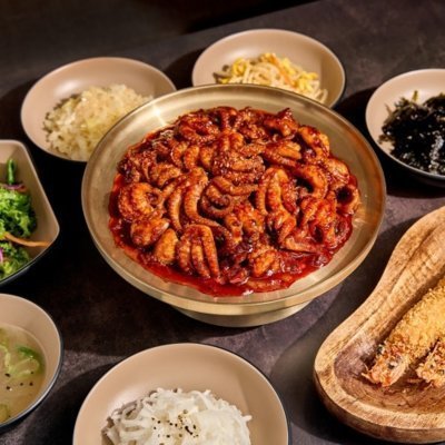 손의손 경주용황점