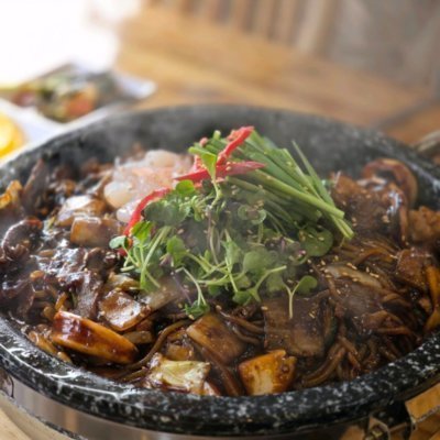용봉산돌짬뽕 돌짬뽕 또는 돌짜장 — [예산] 용봉산돌짬뽕 돌짬뽕 또는 돌짜장