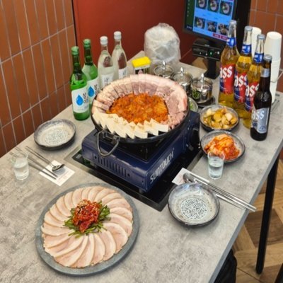 술술국밥 신설동역점